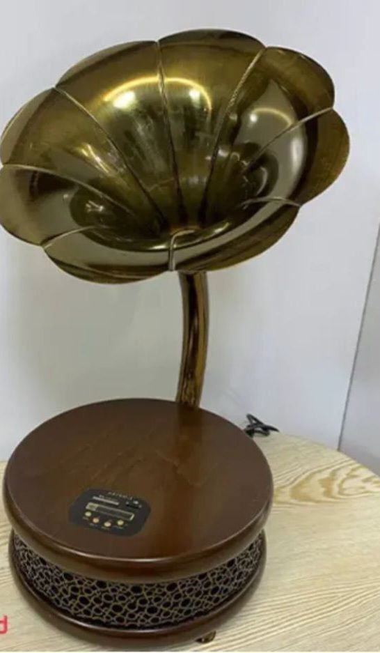 گرامافون رومیزی چوبی