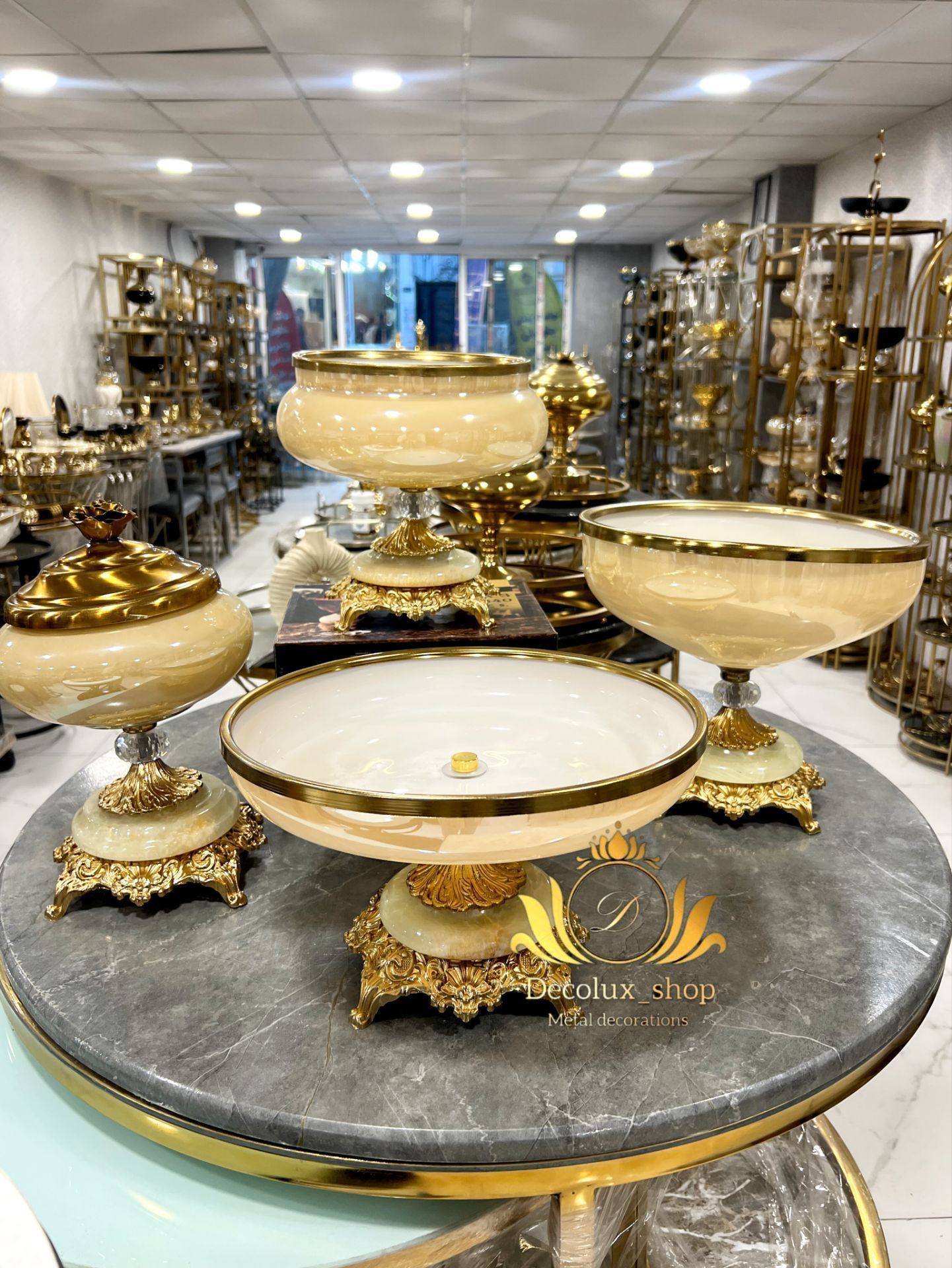 سرویس پذیرایی پایه سنگی